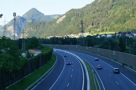 Ταξίδια σε αυτοκινητόδρομο στην Αυστρία